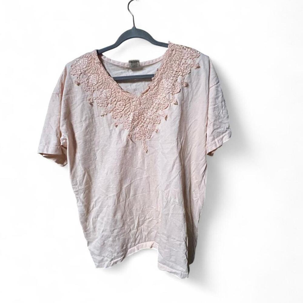 2x Vintage 80s peach tee blouse with embroidered lace neckline cactus california